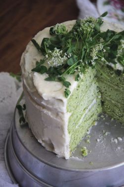intensefoodcravings:  Pea & Mint Cake with Lemon Buttercream