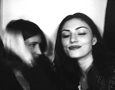 beautorigine:   Ilona Hamer and Phoebe Tonkin at I Love Coco photo booth   Feb. 25, 2016