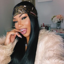 brownnesscrew: https://www.instagram.com/aaliyahjay Click here