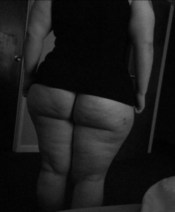 mischievouschivette:  My first submission for black & white