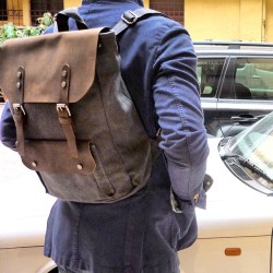 punkmonsieur:  Shop our dark blue leather backpack exclusively