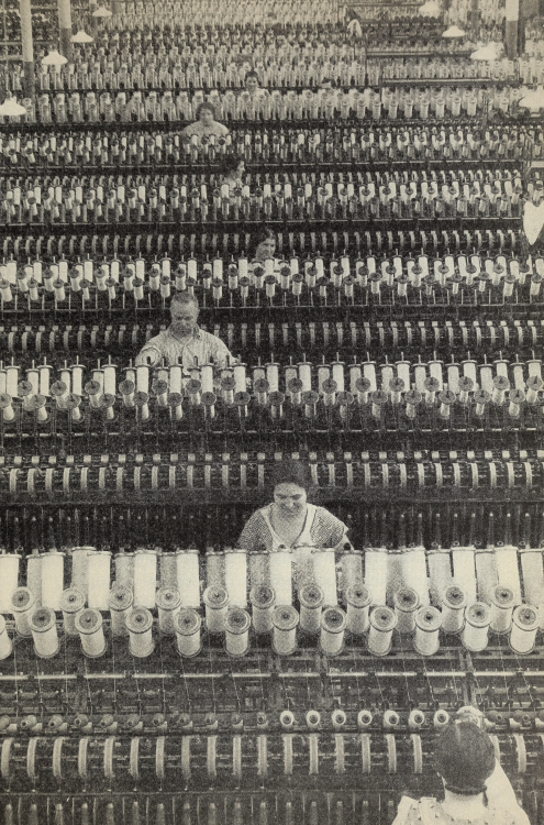 thingsorganizedneatly:  nemfrog:Textile workers. Margaret Bourke