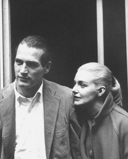 wehadfacesthen:  Paul Newman and Joanne Woodward, 1960, photo