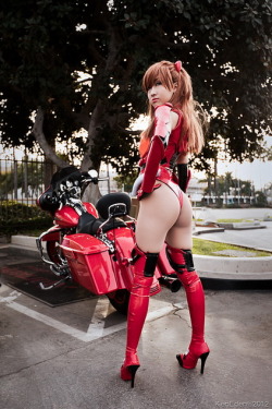 hottestcosplayer:  We feature the most amazing cosplays from