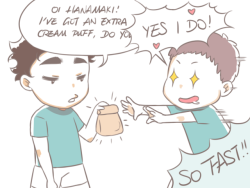 sugarwaraaa:  mattsun loves it when makki eats, he looks like