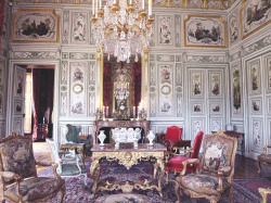   Madame de Pompadour’s Chateau de Champs-sur-Marne - Chinese