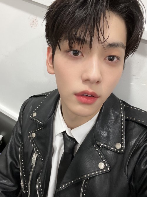 tomorrowxtogether:  13/05/22 Soobin’s Tweet오랜만에 듣는