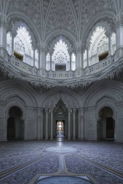 culturenlifestyle:  Abandoned Castle Photography by Martino