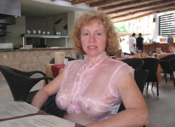 belfield36:  nice blouse 