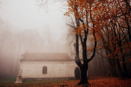 virtuallyinsane-autumn:    “Ghostland” by Zuzana Slancikova
