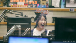 iumushimushi:  20140725 DJ IU   Happy Expressions cr: Moonlight