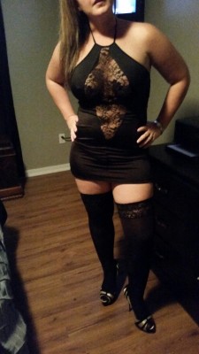 highheelsandhotwives:  New jet black stockings and her tight