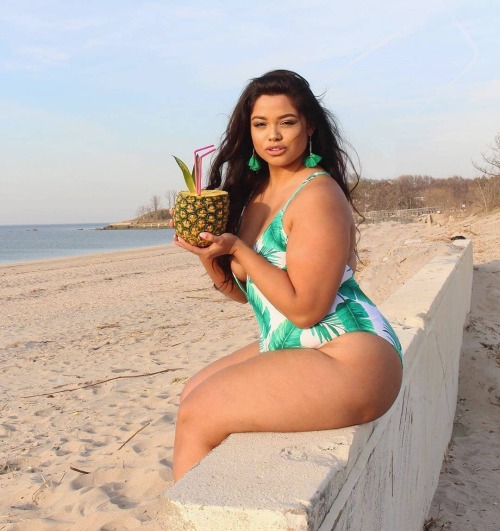 thick-fest:  Find Big Beautiful Women in your area!