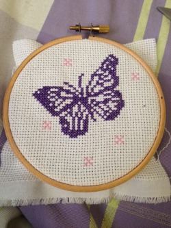 ratherunseamly:  Butterfly stitchery 