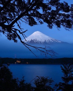 turnnoffyourmind:  That View ▲    Volcán Osorno, Puerto Petrohué,