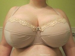 smushedbreasts:  Huge breasts smushed in a 34kk bra!  http://smushedbreasts.tumblr.com