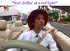 but-im-shy:  when asked by a stranger who he was, Niel confidently