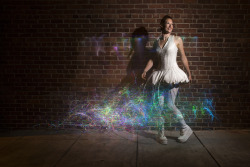 cerebralsinner:  spacemuffinz:  instructables:  Fiber Optic Dress by Natalina