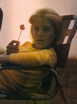 lolitasheartshapedglasses:  Sue Lyon photographed by Bert Stern