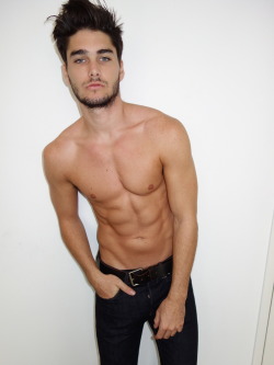  Charlie Matthews 