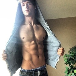 texasfratboy:  sexy boy!!  Love how his jeans are barely staying