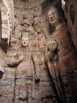 vwillas8:Stone carved Buddhas at Yungang Grottoes Datong, China