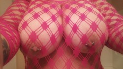 women-with-huge-nipple-rings.tumblr.com/post/147941907068/