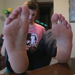 jamoest:  @my-male_feet