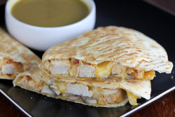 foodffs:  ALICE SPRINGS QUESADILLAS  Really nice recipes. Every