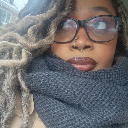 queenrae18:Bringing out my inner silhouette.
