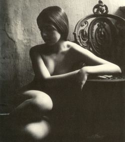 fragrantblossoms:  C. Yarnall Abbott  Dreaming, 1902                     