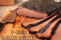 foodpornit:  Holy smokes! #FoodPorn 5-Hour Smoked Brisket