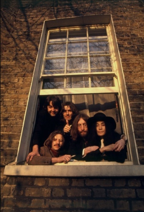 Photo portrait of The Beatles with Yoko Ono — by Linda McCartney