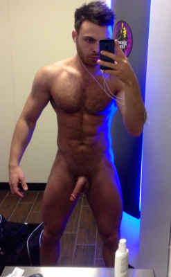 faggyblog:  instaguys:  Guys with iPhones Source: gwip.me   