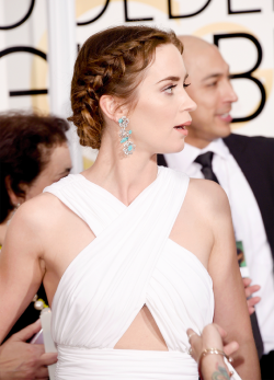 kinginthenorths:  Emily Blunt attends the 72nd Annual Golden