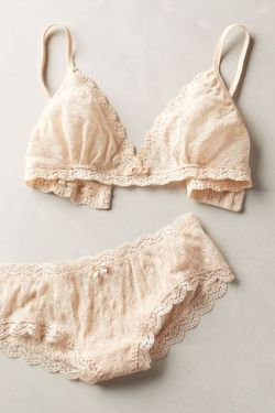 eartheld:  uranusispink:for-the-love-of-lingerie:Eberjey  mostly