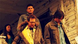 soluscheese: 3.13 - Ghostfacers dean lookin at the camera like “they’re