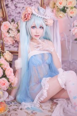 cosplayeverywhere:  Miku Hatsune (初音 ミク)