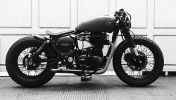 bobberinspiration:  Royal Enfield bobber