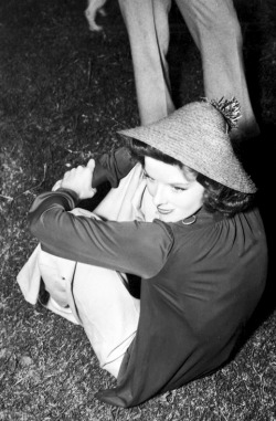 goldenageestate:  Katharine Hepburn ~ Bringing Up Baby, 1938