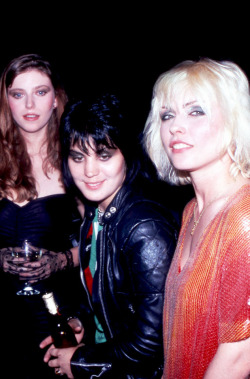 mabellonghetti: Bebe Buell, Joan Jett and Debbie Harry at a party