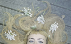 photosbyjennythompson:  Flowers.Model: Gabbie Anderson Follow