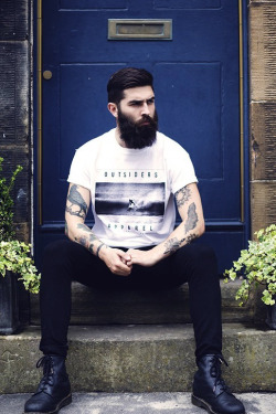 z-arb:  Chris John Millington 