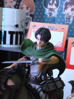First close-up look at the upcoming Levi horseriding prize figure