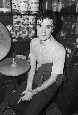 rimbaudwasademonchild:  Talking Heads: David Byrne backstage