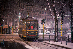 mostlyitaly:  Milano by Alessio Mesiano on Flickr. 