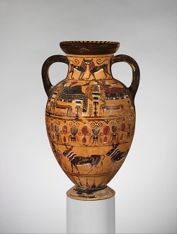 ancientpeoples:  Terracotta vase  At the top two mythological