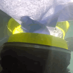 This Genius Bucket Sucks Trash And Oil Right Out O... - Tumbex