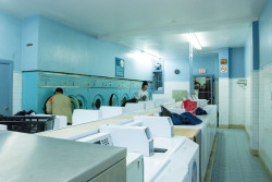 ffauns:   “Photo As Memory” My experience with laundromats