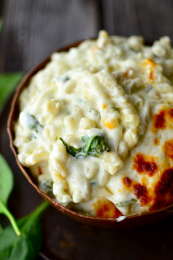 nom-food:  Spinach and artichoke macaroni cheese